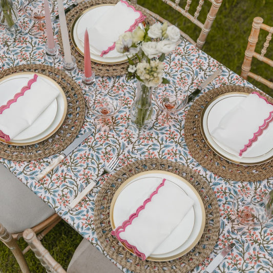 Tablecloths and Runners – Truffle Tablescapes