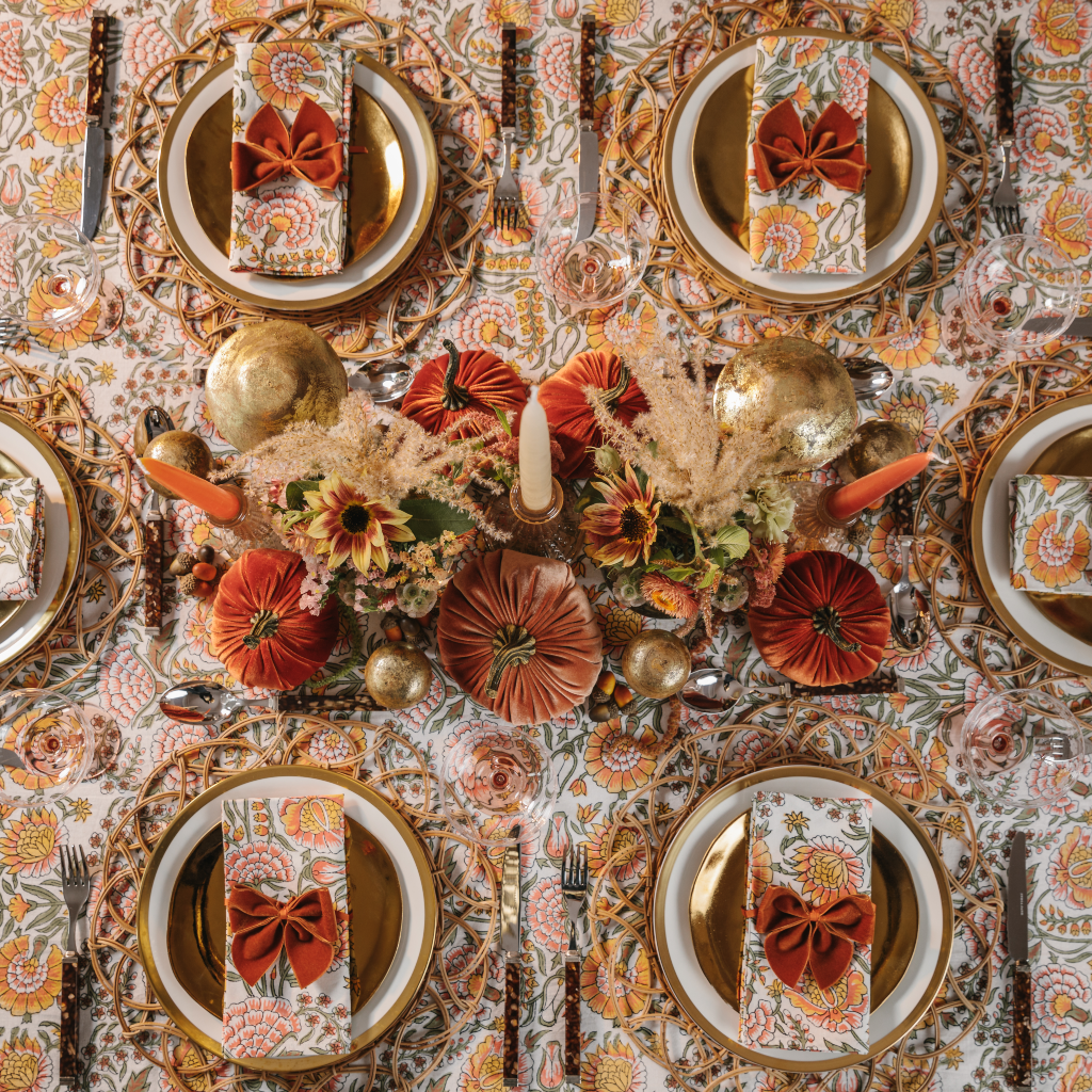 Dahlia Tablecloth